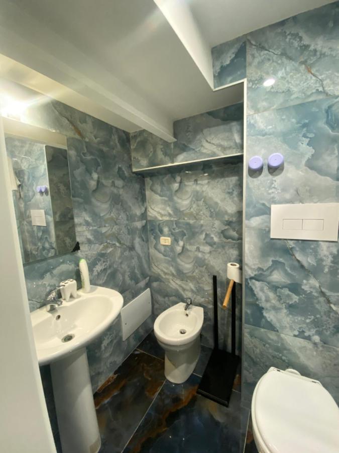 Candy House Apartment Наполи Екстериор снимка